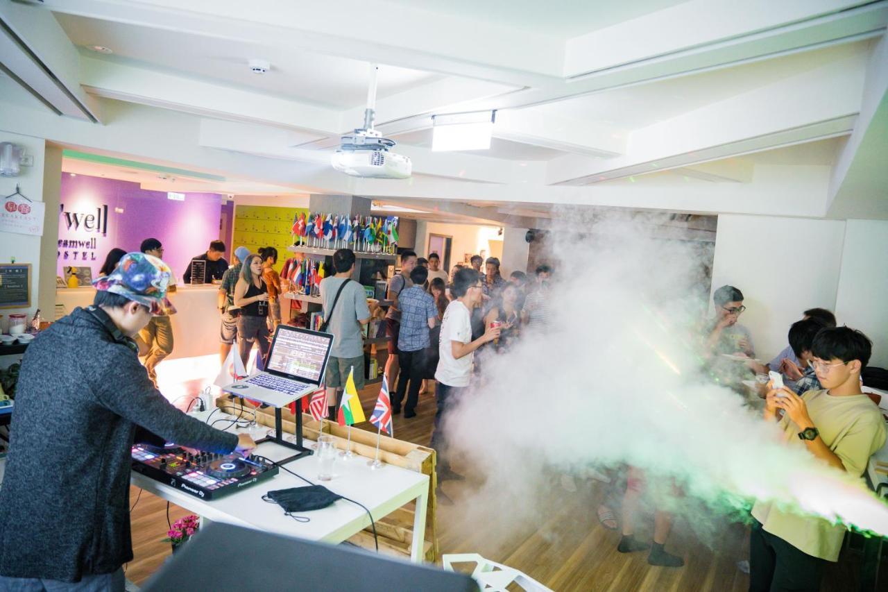 Dreamwell Hostel Гаосюн Экстерьер фото