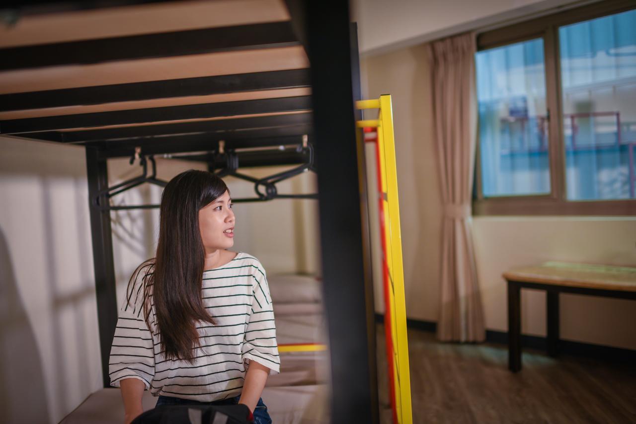 Dreamwell Hostel Гаосюн Экстерьер фото